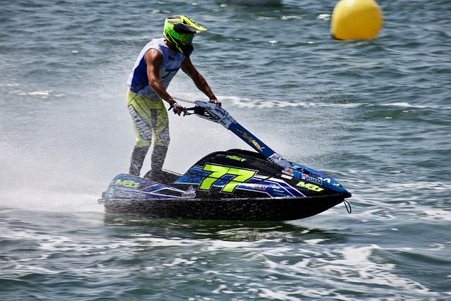 中表现抢眼 中表现抢眼